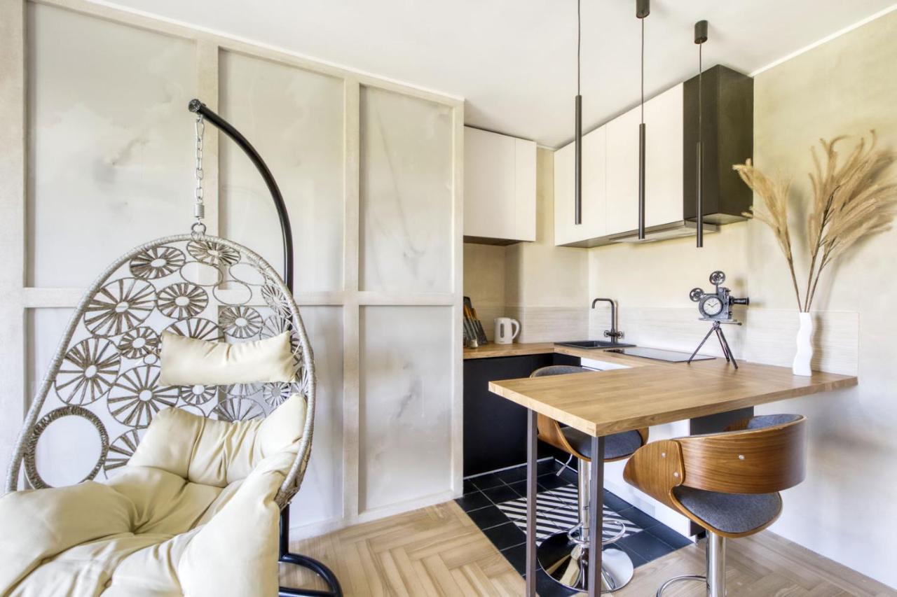 Palladium Elektoralna Apartments Варшава Экстерьер фото